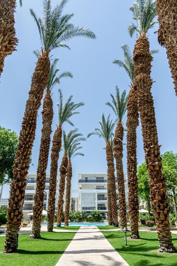 דירת גן פונה לבריכה - Pool Garden View Eilatアパートメント エクステリア 写真