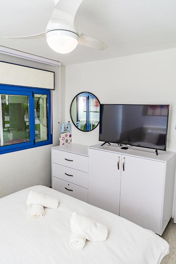 דירת גן פונה לבריכה - Pool Garden View Eilatアパートメント エクステリア 写真